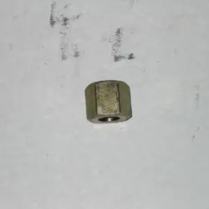 Гайка М18 накидна на трубки з міді.