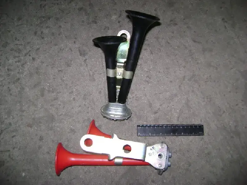 Сигнал звуковий КамАЗ пневматіч. (С40-В)