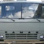 Кабіна зі сп. місцем (нов. зр. вис. дах) з анатом. сидінням (вир-во Камаз)