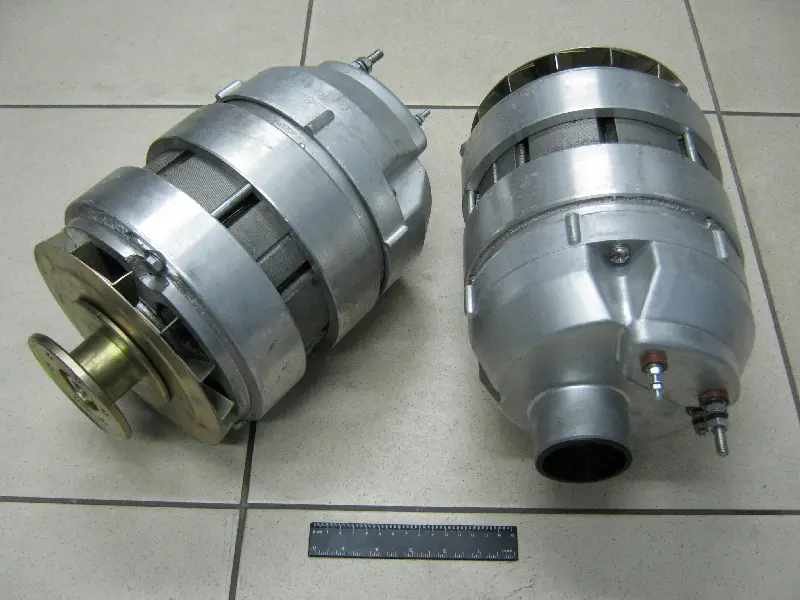 Генератор МA3, БeлAЗ (ЯМЗ 240м2) 28В 150А (в-во м. Самара)
