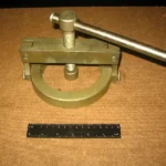 Знімач проміжного вала КПП ЯМЗ 236 (вир-во ЯМЗ)