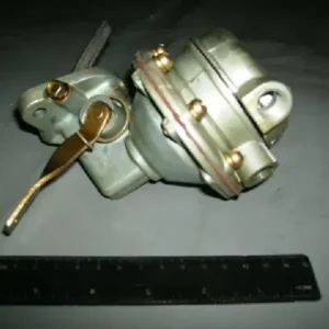 Насос паливний ГАЗ-51,ГАЗ-52 (вир-во ШААЗ)