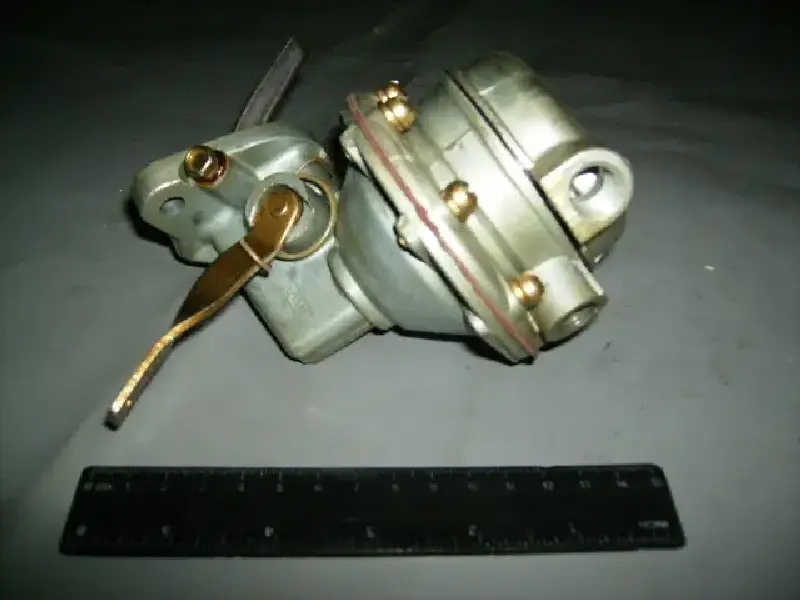 Насос паливний ГАЗ-51,ГАЗ-52 (вир-во ШААЗ)