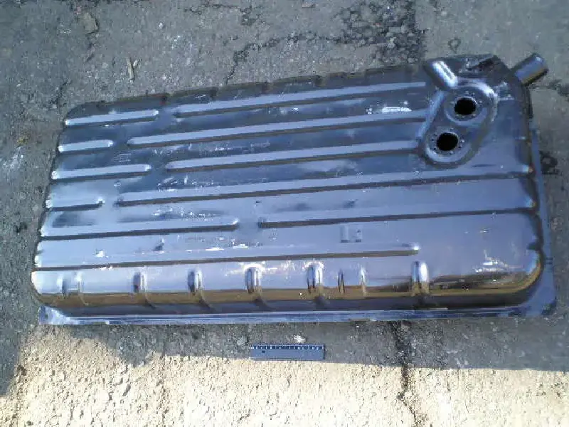 Бак паливний 53