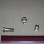Болт ГАЗ М12х32 валу кард. 3307 б/гайки (купл. ГАЗ)