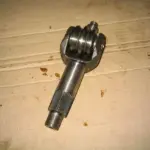 Вал сошки рул. упр. ГАЗ 3307,53 з роликом (вир-во ГАЗ)
