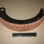 Колодка гальм. ГАЗ 3307,4301 перед. з накл. (вир-во ГАЗ)
