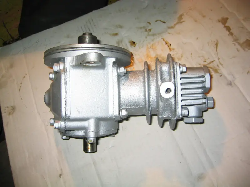Компресор 4301 (вир-во ГАЗ) реставрація