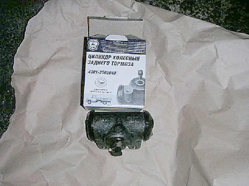 Циліндр гальм. робоч. ГАЗ 3307,3309 задн. без АБС