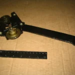 Склопідйомник ГАЗ 53 двері лів. в зб.