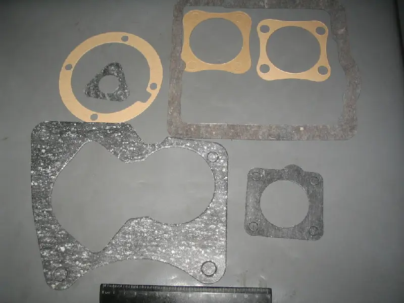 Прокладки КПП УАЗ 469 (в комплекті 6шт) (5-ст. КПП) (вир-во Україна)