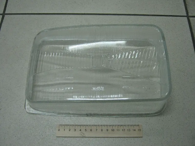 Скло фари “DAF” F-65-75-85 (92) праве