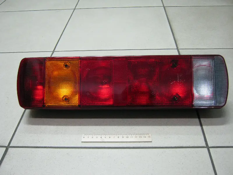 ST.Ліхтар задній “Volvo Scania” (7 секцій) (93-02) ISIKSAN (L)