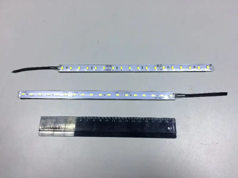 Стрічка діодна 25 см. білого кольору 24V на алюмінієві підложціі 1 шт.