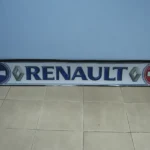 Бризговик 350х2400 “RENAULT” синій  напис