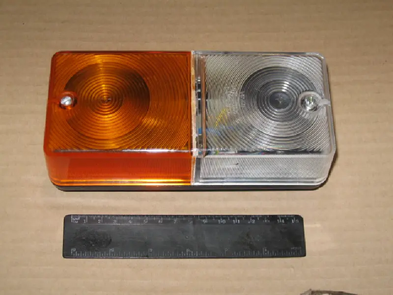 Ліхтар МТЗ передн. багатофункціональний (н.зр.. під мінський) (вир-во України)