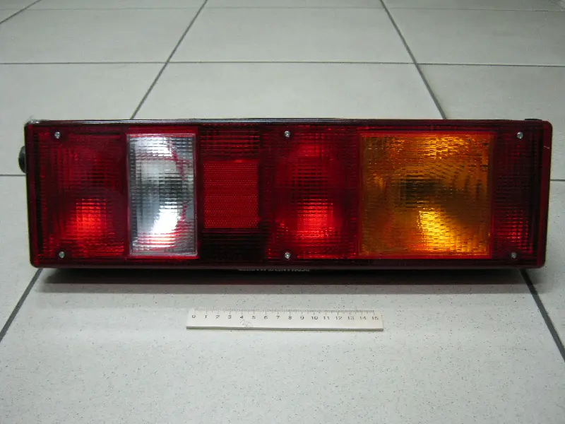 Ліхтар МАЗ, КАМАЗ (ЄВРО) задн. прав . з боков. проводами 24В