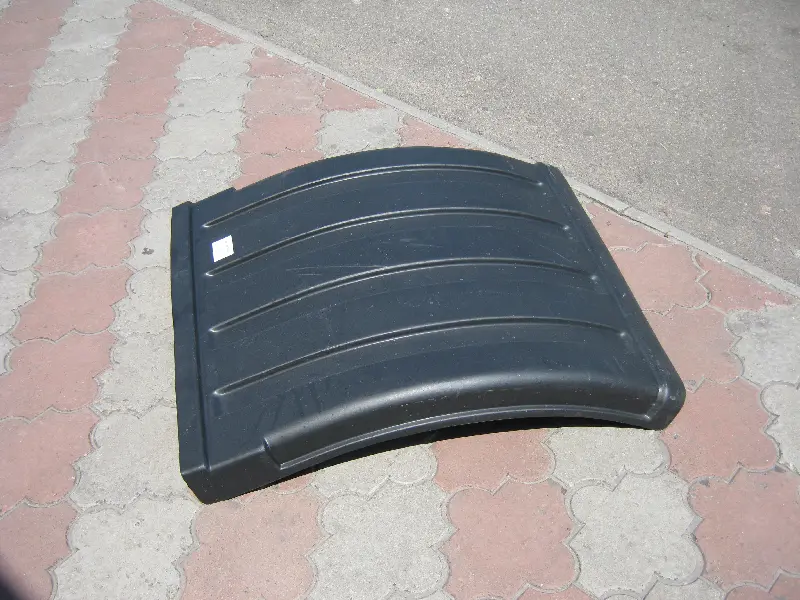 Крило грузове МАЗ 1/3 полукрилок (К-690, 700х800х810)  (вир-во Петропласт, м.Санкт-Петербург)