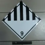 Наклейка смоли 9 клас. 30х30