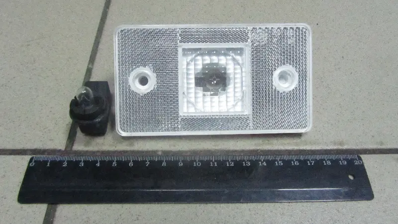 Руслан.Ліхтар безколірний  в зборі 12V