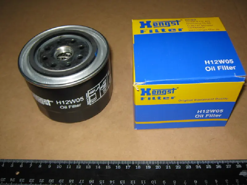 Фільтр масляний ВАЗ 2101-2107 2108-09 (низький 72мм Oc4) (вир-во Hengst) H12W05