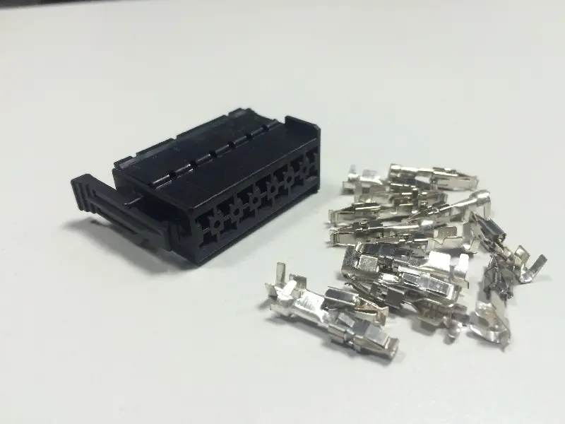 Корпус роз’єма з контактами D1/D3 LCC (вир-во EBERSPACHER)