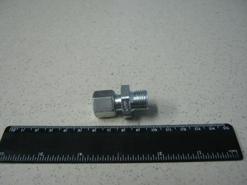 Штуцер M16x1.5 (діам. 8) (вир-во Peters)