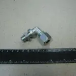 Штуцер кутової M12x1.5 (діам. 10) (вир-во Peters)
