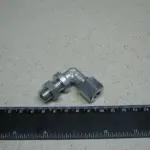 Штуцер кутовий M12x1.5 (діам. 8) (вир-во Peters)