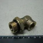 З’єднувач двійник кутовий M22x1,5*М16х1,5 (RIDER)