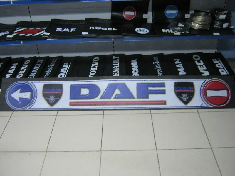 Бризковик 350х2400 “DAF” синій  напис