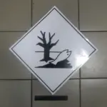 Знак, “Речовина небезпечна для навколишнього середовища”(налiпка)