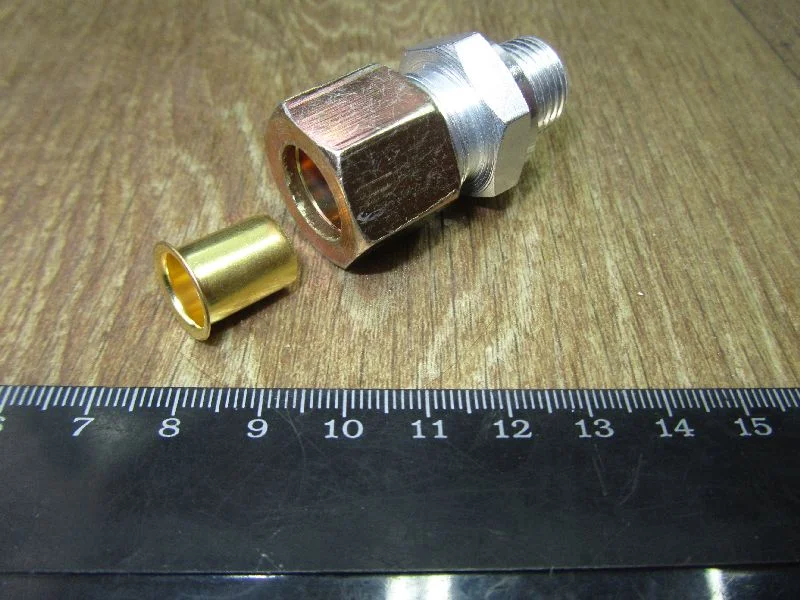 Штуцер M16x1.5 (діам. 14)