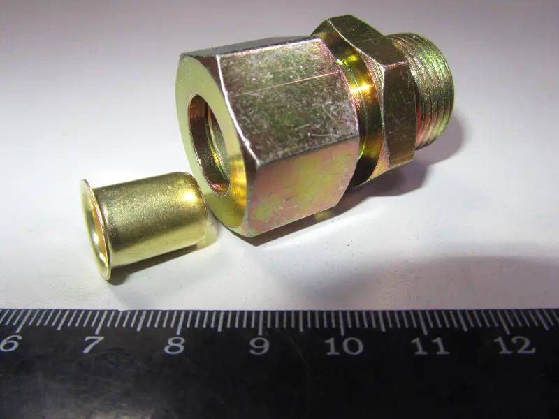 Штуцер M22x1.5 (діам. 15)