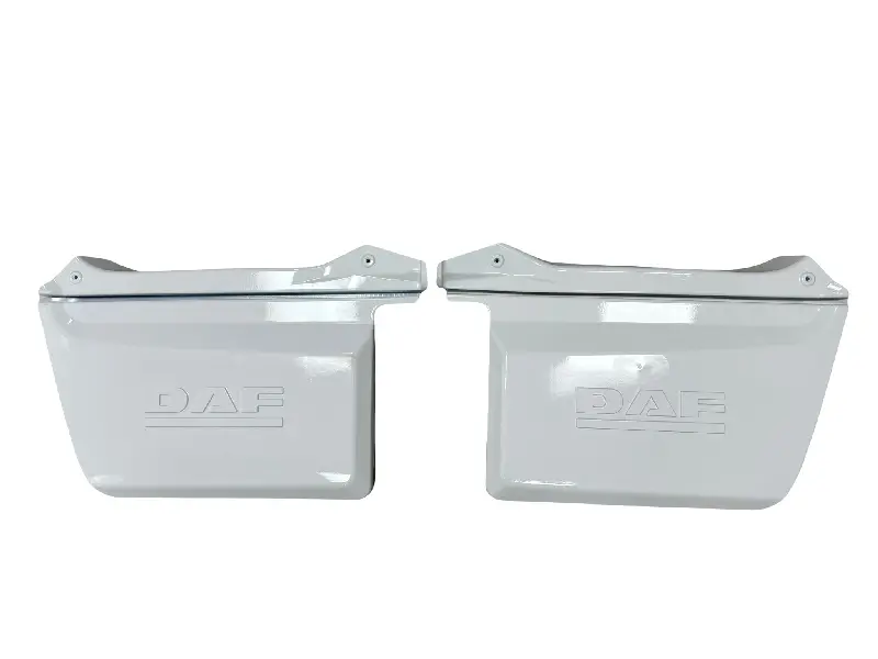 Накладка дверей кабіни пластикова DAF CF