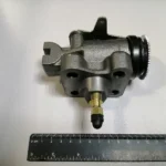 Робочий гальмівний циліндр задн. (Лів. / Перед.) Е2 (з прокачуван.)