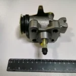 Робочий гальмівний циліндр задн. (прав. / Перед.) Е2 (з прокачуван.)