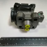 Робочий гальмівний циліндр задн. (лів. / перед.) Е2 (без прокачуван.)