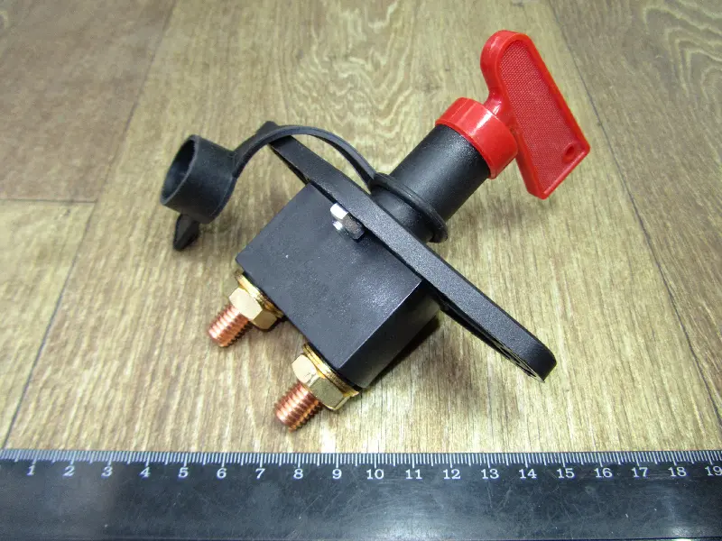 Перемикач акумуляторний