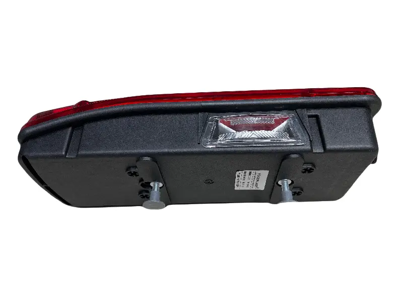 Ліхтар задній YP-150SL B