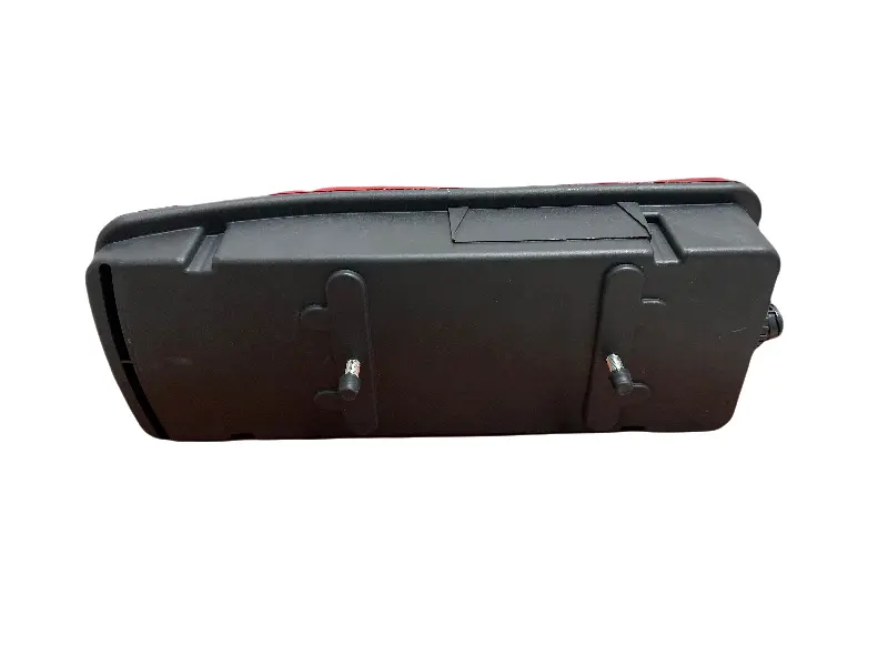 Ліхтар задній ISS1036 LS RH