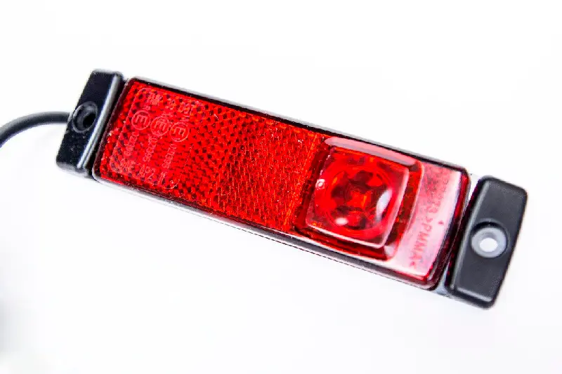 Ліхтар габаритний 24V LED червоний (3 діода) (TEMPEST)