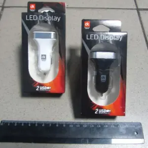 Автомобільний зарядний пристрій  2USB (12/24V - 5V 2,4A), LED Display, чорне 