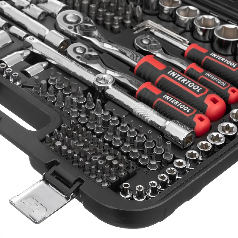 Набір інструментів 1/2″,3/8″, 1/4 (219од) Cr-V (Intertool)