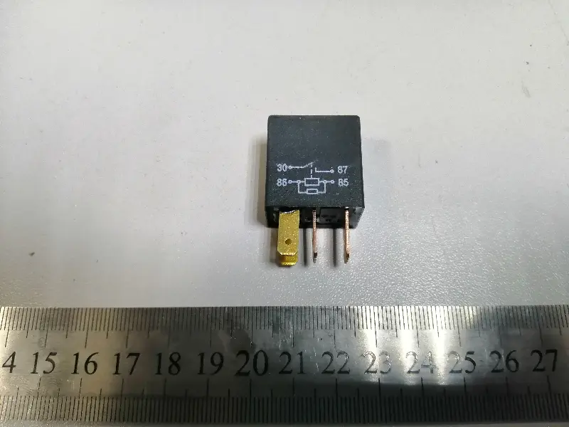 Реле мікроперемикач 24 V