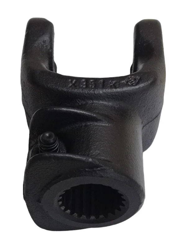 Вилка карданного вала с/г