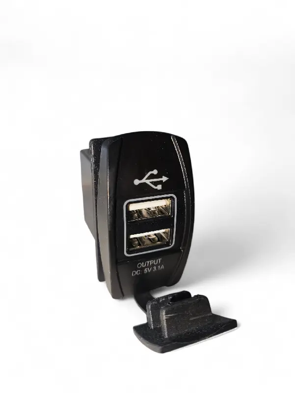 Розетка USB 12-24В  (Cametet)