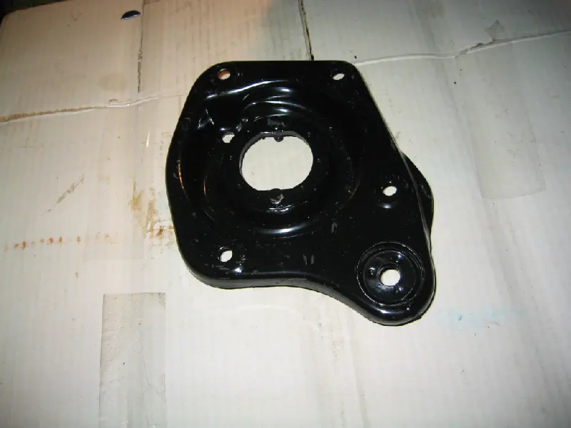 Чашка пружини ГАЗ 2410 підвіски передн. ліва (вир-во ГАЗ)