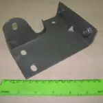 Кронштейн бампера ГАЗ 3302 передн. лівий нов. зразк. (вир-во ГАЗ)