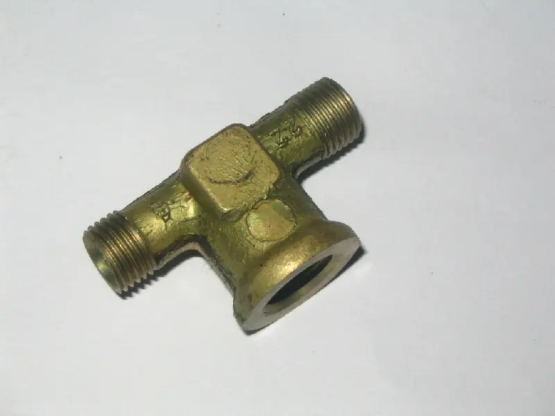Трійник (h = 16,5 М10х1, l = 33 М10х1 M10x1) (вир-во КамАЗ)